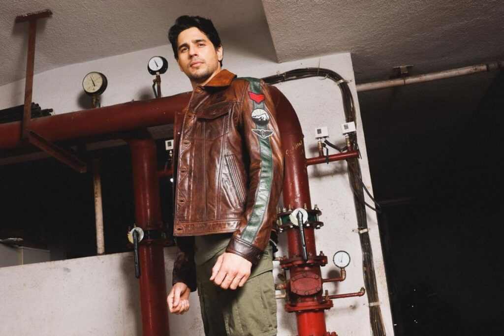 Kiara Advani Thinks Hubby Sidharth Malhotra Is Looking 'Too Hot' In These Pics