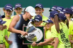 World No. 1 Iga Swiatek Beats Laura Siegemund to Win Poland Open