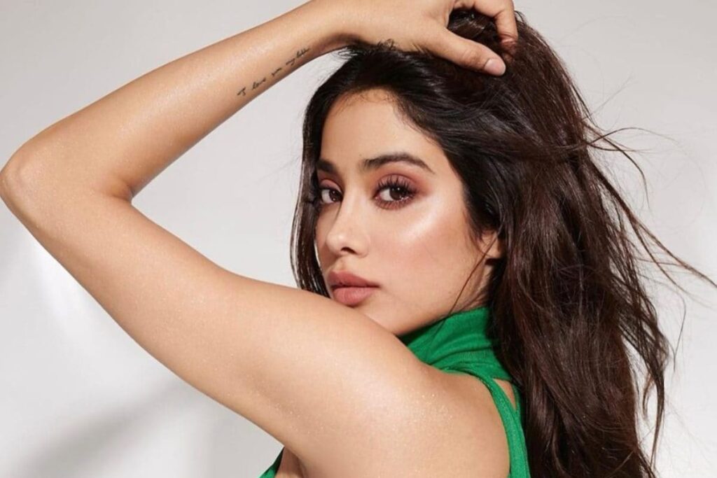 Janhvi Kapoor Says She Gets Love From South Due To Sridevi: 'It Feels Overwhelming'