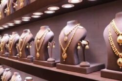 Senco Gold IPO Day 2: Subscription, GMP And Other Details; Should you Buy?