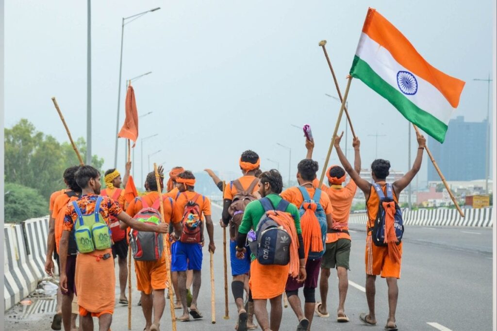 6 Kanwariyas Electrocuted to Death in Uttar Pradesh's Meerut; Enraged Villagers Stage Protest