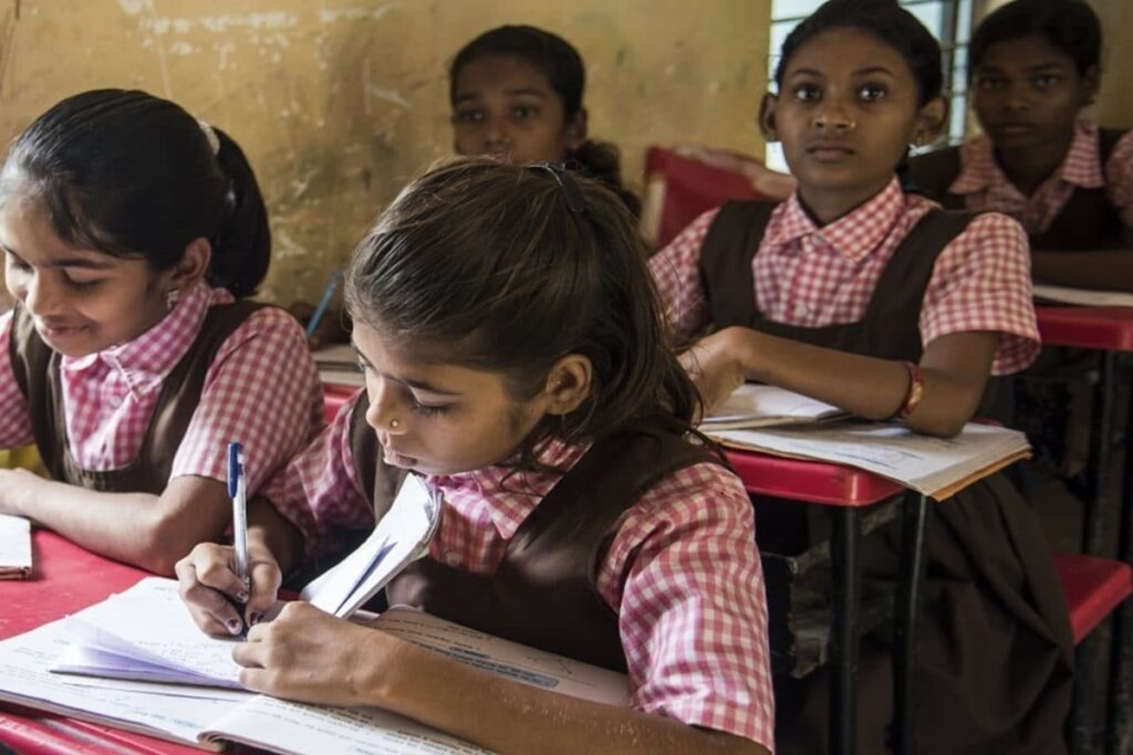 Karnataka Likely to Introduce Centralised Annual Exams for Classes 9, 11