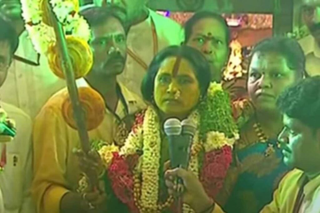 Lashkar Bonalu: Goddess Mahankali's Oracle Promises Devotees' Well-being, Abundant Rains in T'gana