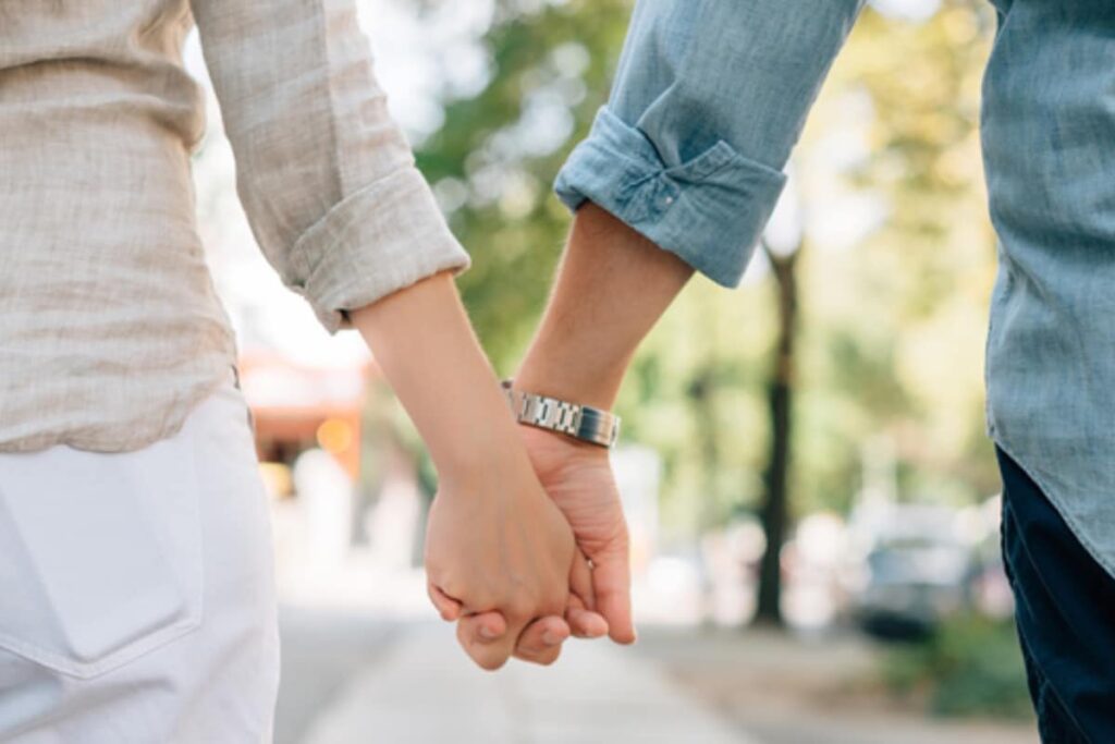 Gujarat: Teen Lovers Die by Suicide After Failing in Class 10 Exams, Dispute Over Personal Issues