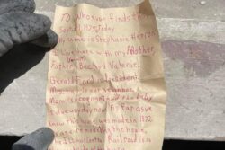 This Note Was Written By A 14-Year-Old Girl In 1975