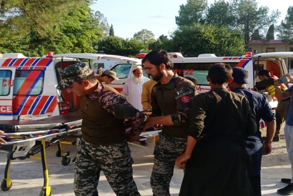 Islamic State Claims Responsibility for Pakistan Suicide Bombing that Killed 54