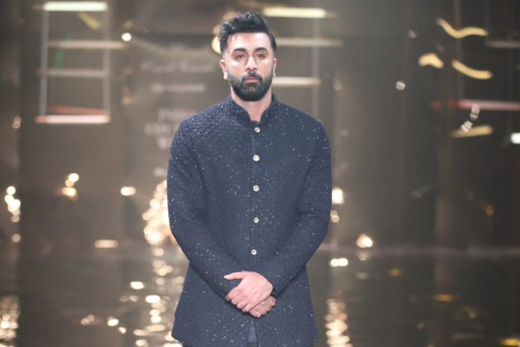 Alia Bhatt's Reaction To Husband Ranbir Kapoor's Dapper Look Is All Of Us