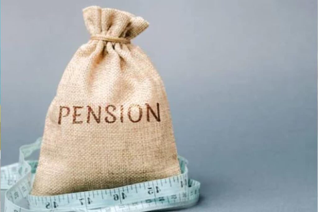 Centre Holds Outreach Programme with Pensioners' Association