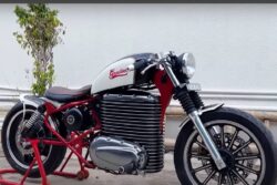 Watch: Bengaluru-Based Bulleteer Customs Gives Electric Transformation to 1984 Royal Enfield