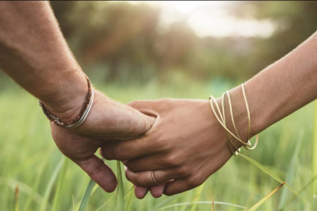 Soft Launching is Social Media's New Way of Telling the World You're in a Relationship