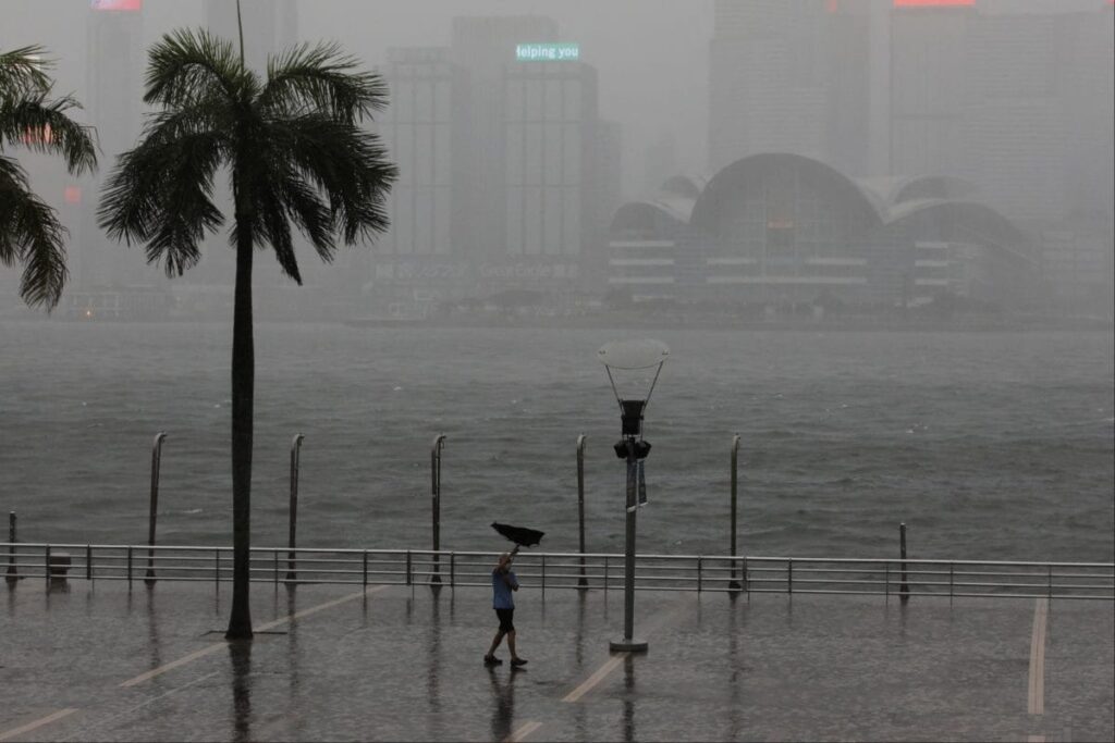 China Issues Red Alert for Torrential Rain in Beijing as Typhoon Doksuri Sweeps Inland
