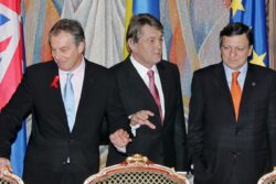 Ex-UK PM Blair’s Govt Chose Not to Forge Closer Ties with Ukraine, Complicate NATO-Russia Ties