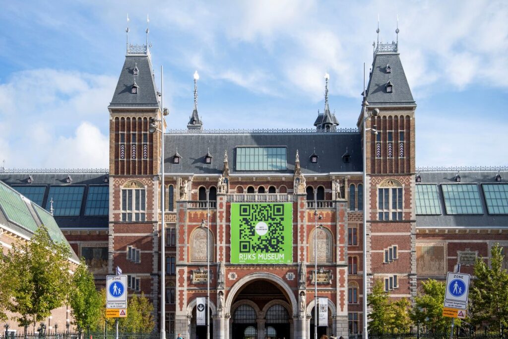 A Bejeweled Cannon and Other Art Will Head Home to Sri Lanka from Netherlands Museum