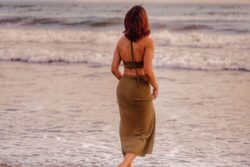 Samantha Ruth Prabhu Slips Into a Backless Dress, Ends Her Bali Trip With a Walk By the Shore
