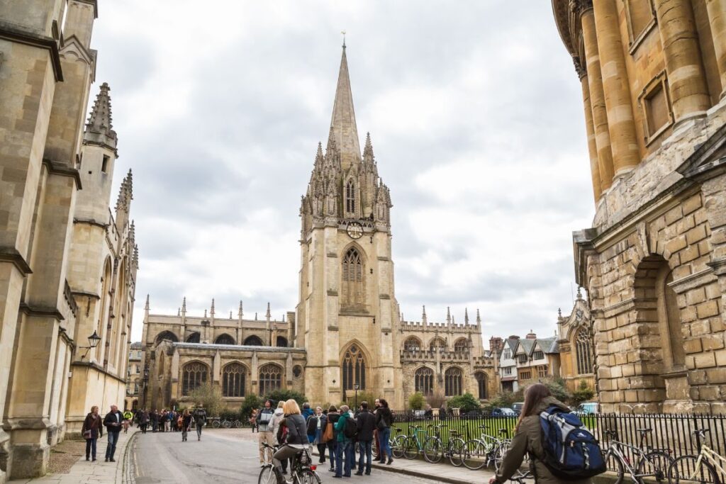 Scholarship Guide | Studying in UK Can Be Affordable, Less Daunting; News18 Brings You Top 10 Grants