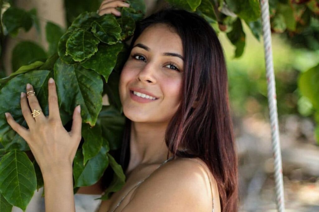 Shehnaaz Gill's Explosive Take On Relationships: 'Been In Love Only Once. Everyone Is Selfish'
