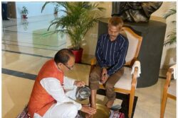 MP: Sidhi Urination Incident Victim Seeks Release of Accused, Says Latter Has Realised His Mistake