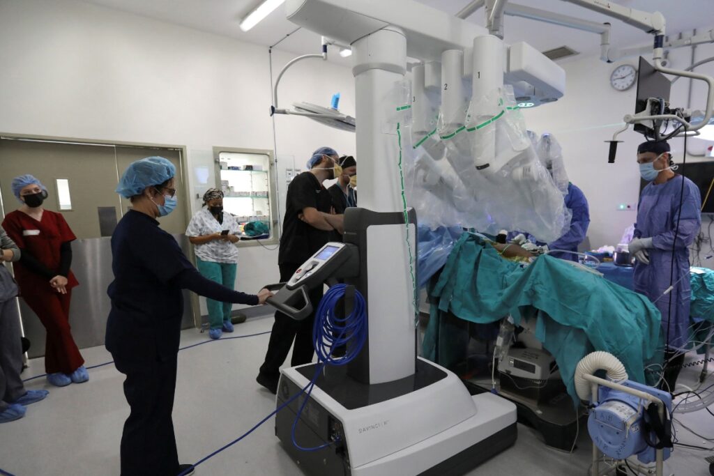 Child's Adrenal Tumour Robotically Removed in UP