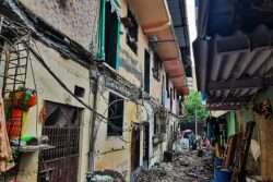 Maharashtra: Part of Chawl's Gallery Collapses in Thane Following Heavy Rains, Nobody Hurt