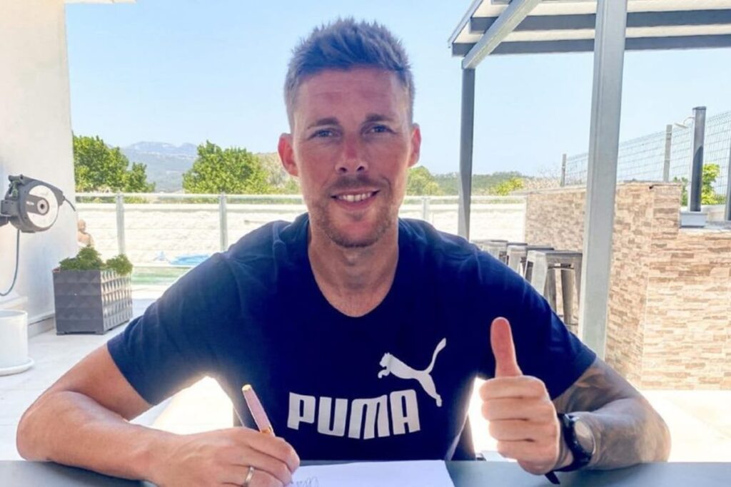 ISL Transfer News: Mumbai City FC Sign Tiri on a 1-year Contract