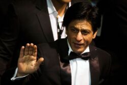 Shah Rukh Khan Was Wearing 'Nose Tape' For Few Days After Accident In US, Claims Onlooker From Set