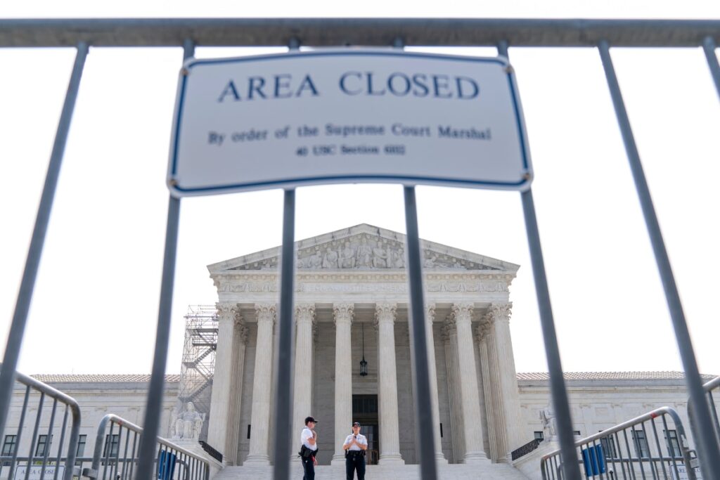 US Supreme Court Rejects USD 400 Billion Student Debt Cancellation Plan, Biden 'Strongly' Disagrees