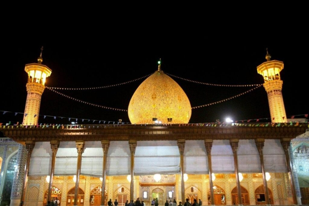 Iran Hangs Two in Public Over Shiraz Shrine Shooting