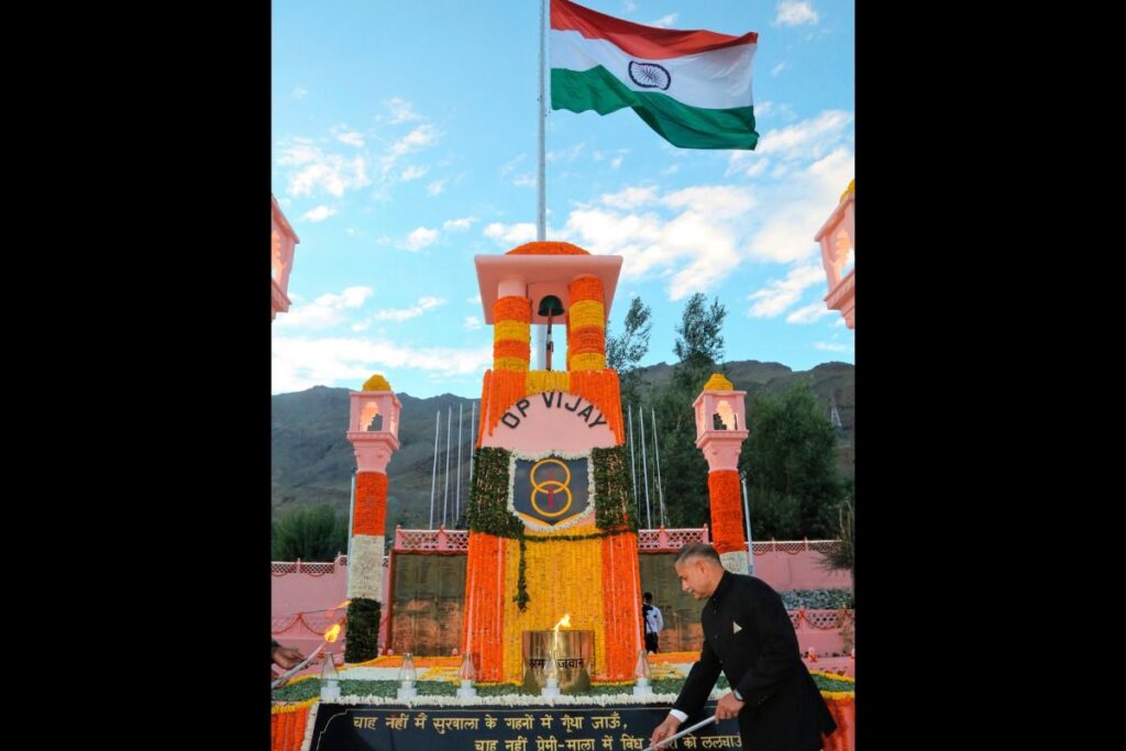 Kargil Man Who Risked His Life to Serve Tea, Meals to Soldiers During 1999 War