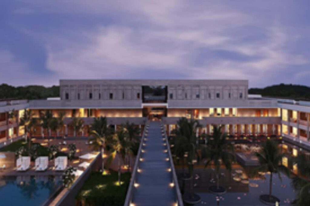 Monsoon Travel: 4 Resorts to Visit During the Rainy Season