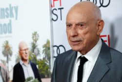 Alan Arkin, the Oscar-Winning 'Argo' Actor, Dies at 89