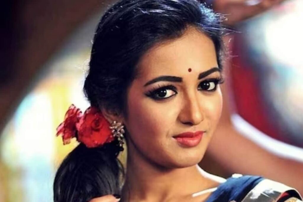 Catherine Tresa Roped In As Female Lead In Ashok Teja's Next