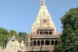 Planning To Visit Ujjain's Mahakaleshwar Temple In Sawan? Check All Details Here