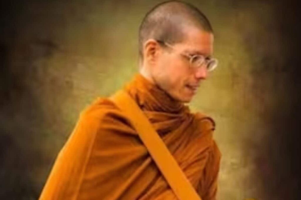 Meet Ven Ajahn Siripanyo, The Monk Who Sacrificed Rs 40,000 Crore Wealth