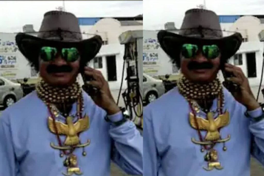 This Telangana Man Wears 2 Kg Gold Around His Neck And Is Often Mistaken For Movie Star