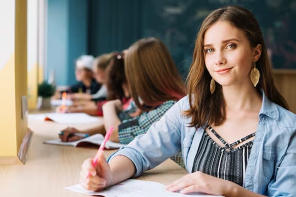 How This UP Woman, After Losing Father To Covid-19, Secured Job At A European Bank