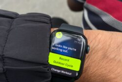 In Bengaluru Traffic, Man’s Smartwatch Confuses Bike Ride For Cycling