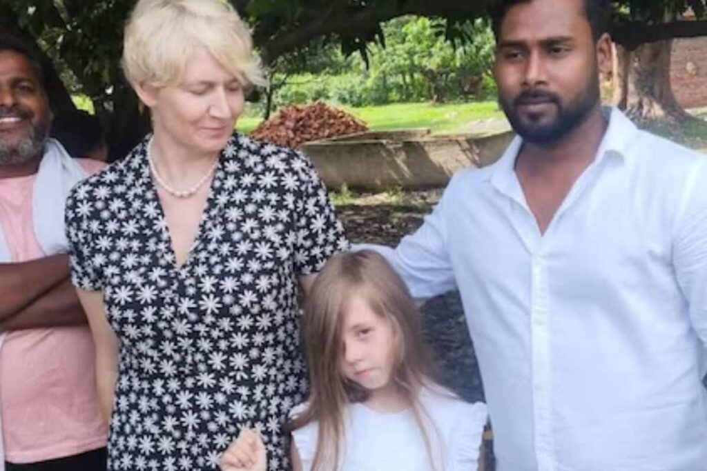 Polish Woman Flies To India To Marry Social Media Friend From Jharkhand