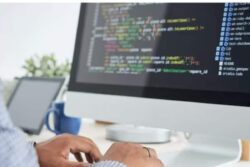 Aspiring To Secure A Job In Top MNCs Like Google and Amazon? Try These Courses