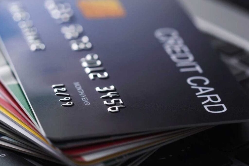 How To Keep Debts, Interests At Bay While Using Credit Cards