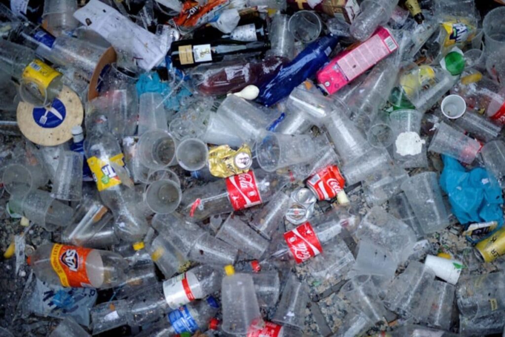 Govt Rolls Out Mandatory Quality Norms for Insulated Flask, Bottles; Violation of Rules Attract Imprisonment, Fine