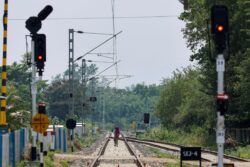 Signal Failures ‘Exceptionally High’ Across Railway Zones in June, 240 Incidents Per Day on Average