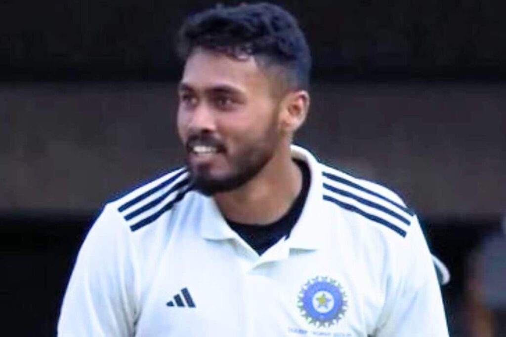 Duleep Trophy: Vidwath Kaverappa's Four-wicket Burst Gives South Zone Edge