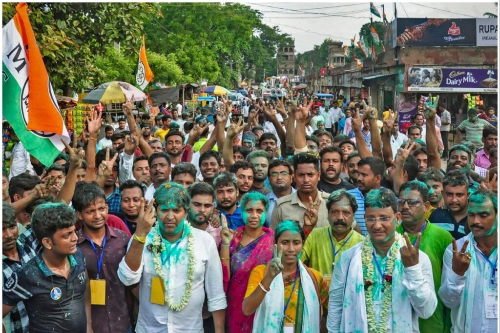 TMC, BJP Cross Swords Over Imposition of Art 355 in WB Over Rural Poll Violence