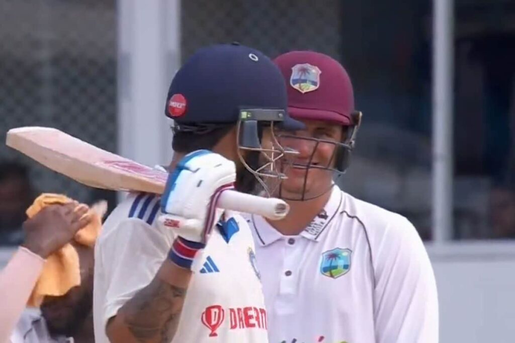 'My Mom Called, Said She's Coming to Watch the Game for Virat Kohli': WI Keeper's Stump-Mic Confession