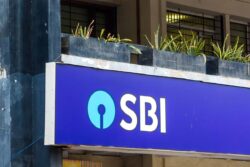 SBI CFO Charanjit Surinder Singh Attra Resigns; New Directors Appointed to Central Board