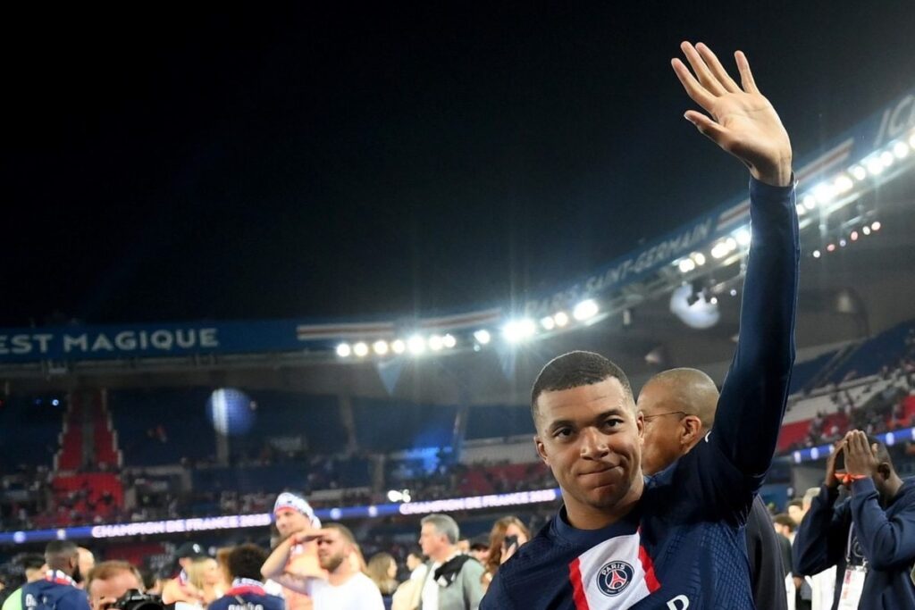 Kylian Mbappe Will Not Train with PSG's First Team Squad Amid Contract Stand-off