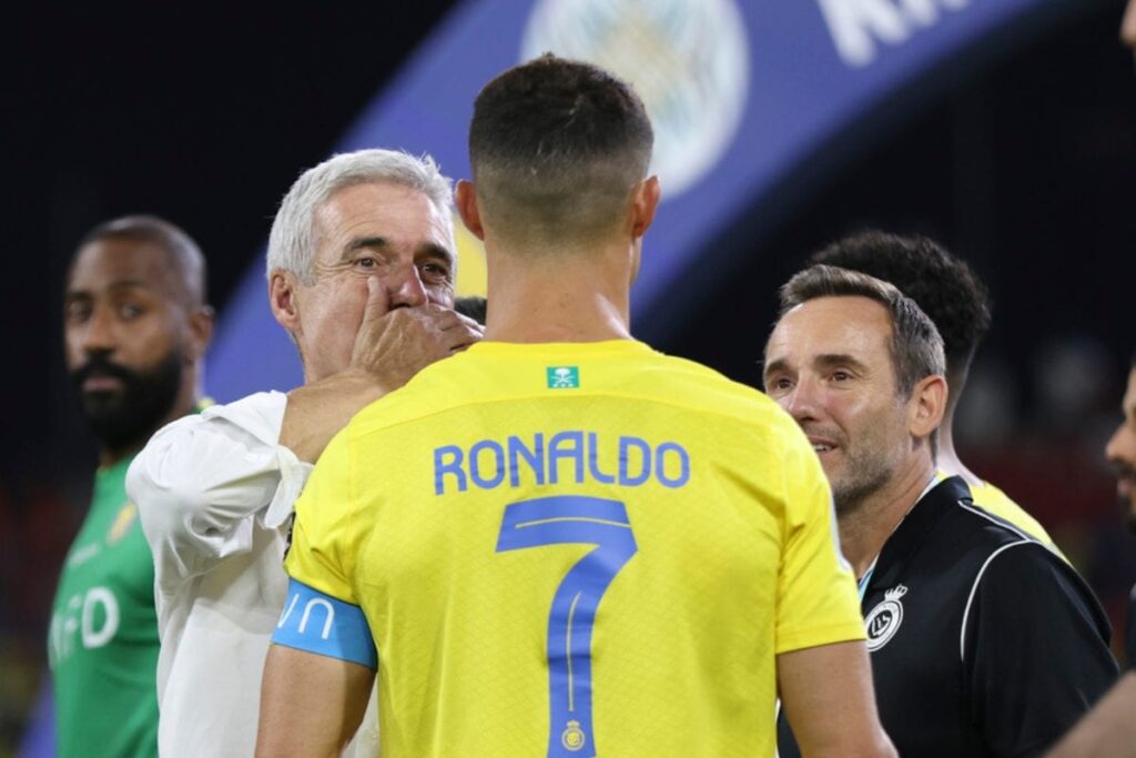 'Second Best Player in History': Cristiano Ronaldo 'Trolled' by Rival After Posting Picture on Instagram