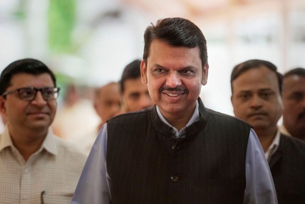 Fadnavis Became Intolerant, Arrogant After Being Made DyCM, Claims 'Saamana'; BJP Leaders Stage Protest