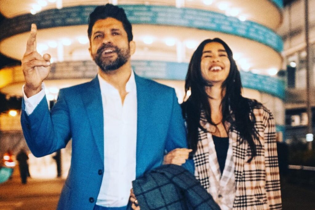 Farhan Akhtar Goes All Out With His Special Birthday Wish For Wife Shibani Dandekar; See Her Reaction
