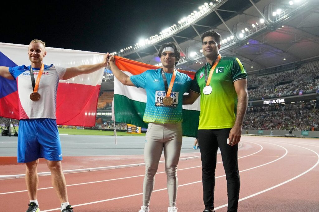 'Gold Medal is For All of India', Says World Champion Neeraj Chopra, Arshad Nadeem Makes Huge 'Olympics' Prediction